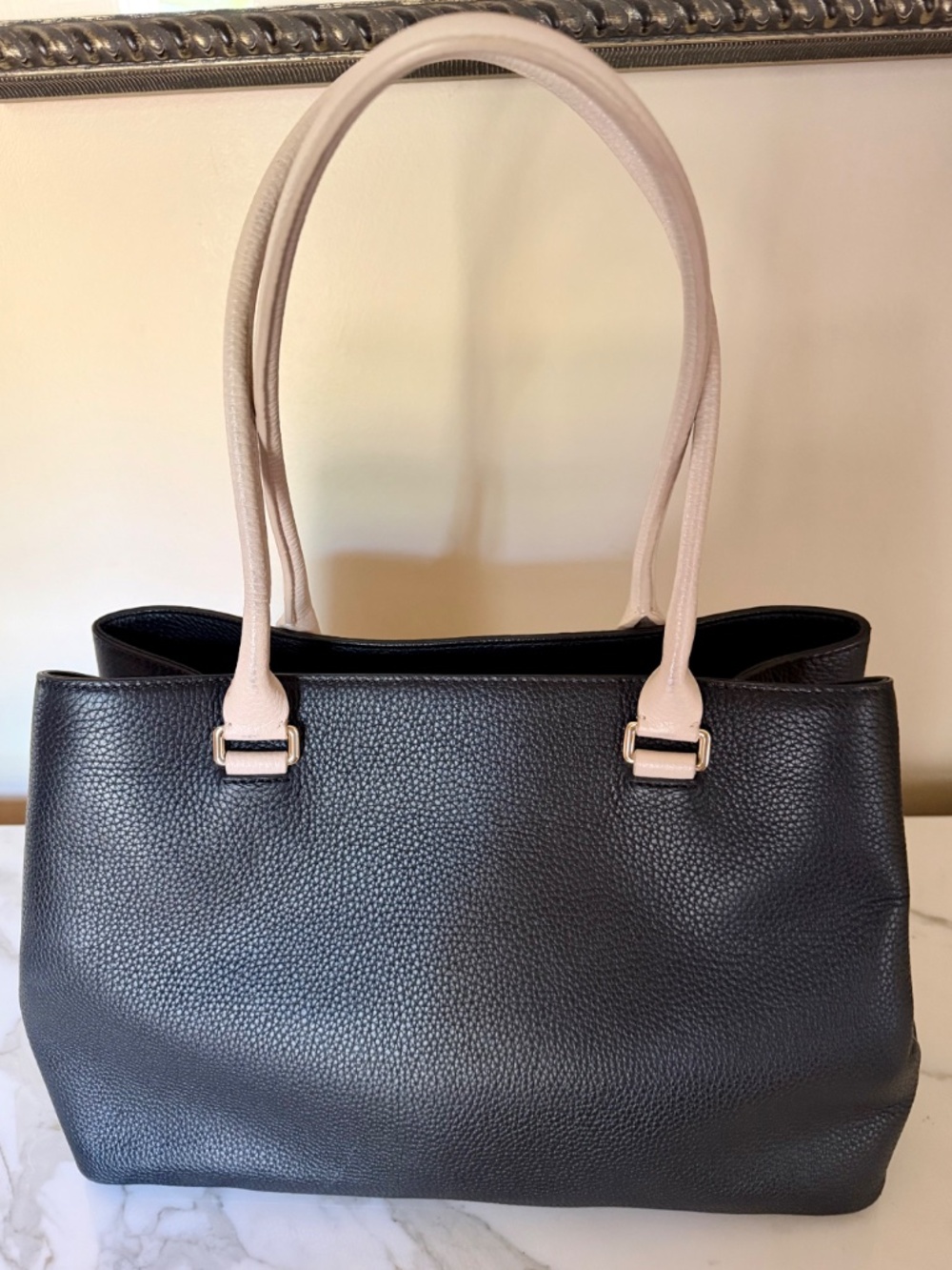 Kate Spade Black & Beige Tote with Bow/ Pebbled Leather, Like New - Picture 3 of 7